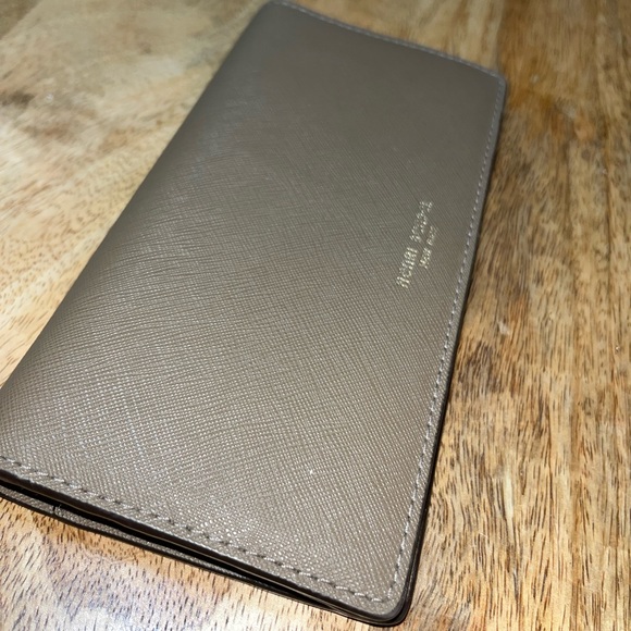 Henri Bendel Taupe Kangaroo Wallet with Gold Coin Bag - Picture 8 of 8